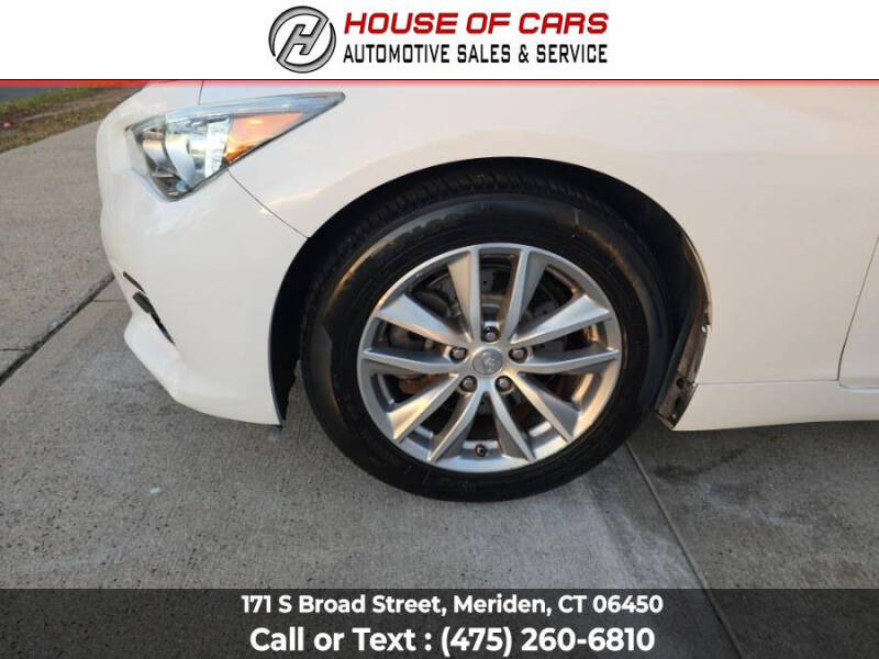 2015 Infiniti Q50 Premium