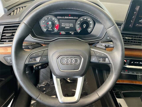 2021 Audi Q5 quattro Prestige 45 TFSI