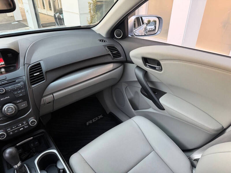 2016 Acura RDX