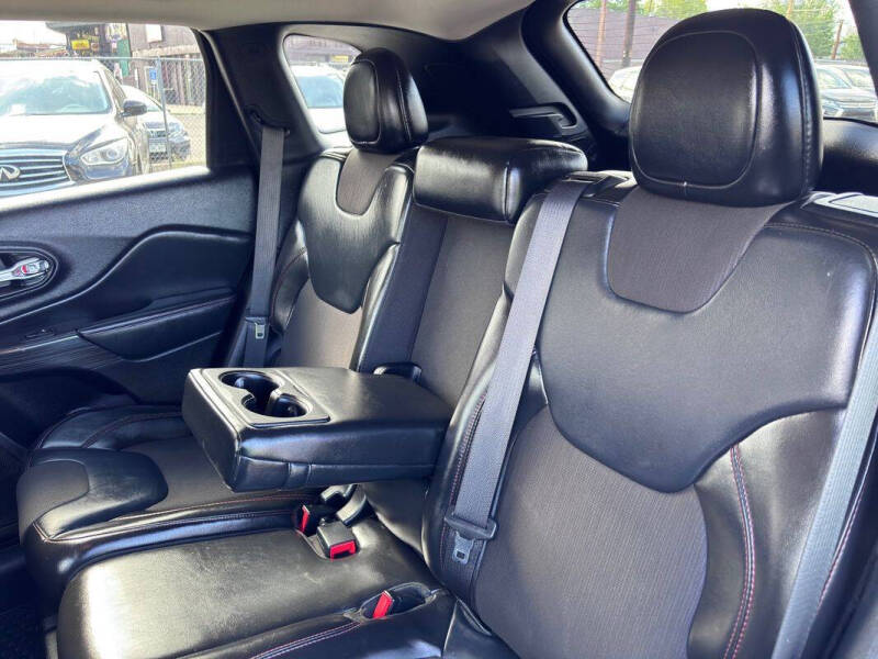 2015 Jeep Cherokee Trailhawk