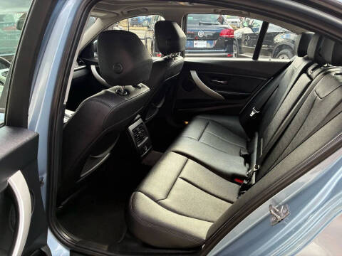 2013 BMW 3 Series 328i