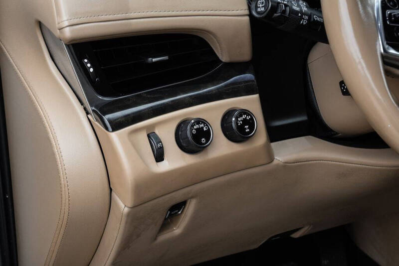 2019 Cadillac Escalade Platinum