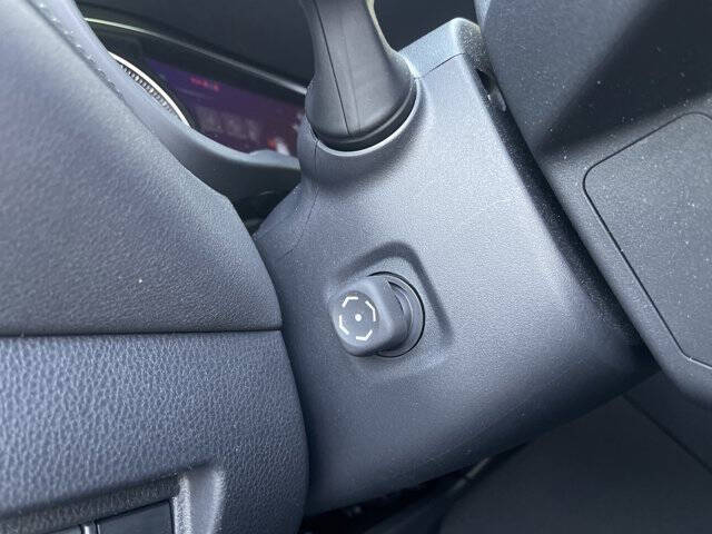 2023 Toyota Venza LE