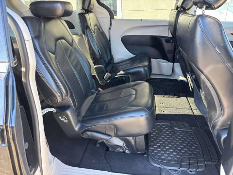 2018 Chrysler Pacifica Touring L