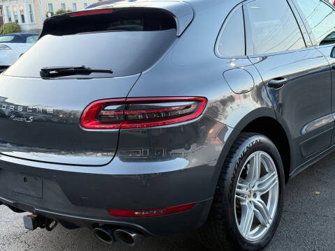 2017 Porsche Macan S