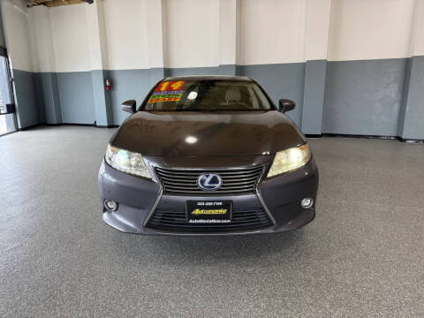 2014 Lexus ES 300h