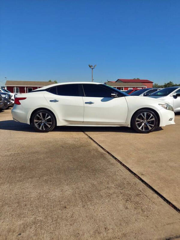 2017 Nissan Maxima