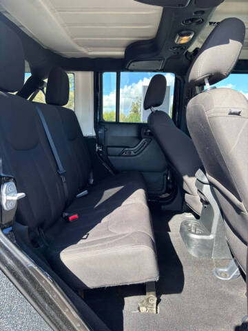 2017 Jeep Wrangler Unlimited Willys Wheeler W