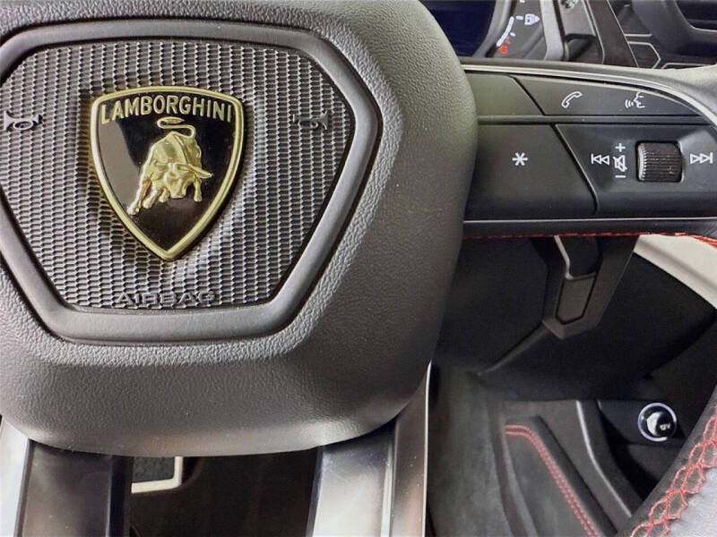 2020 Lamborghini Urus