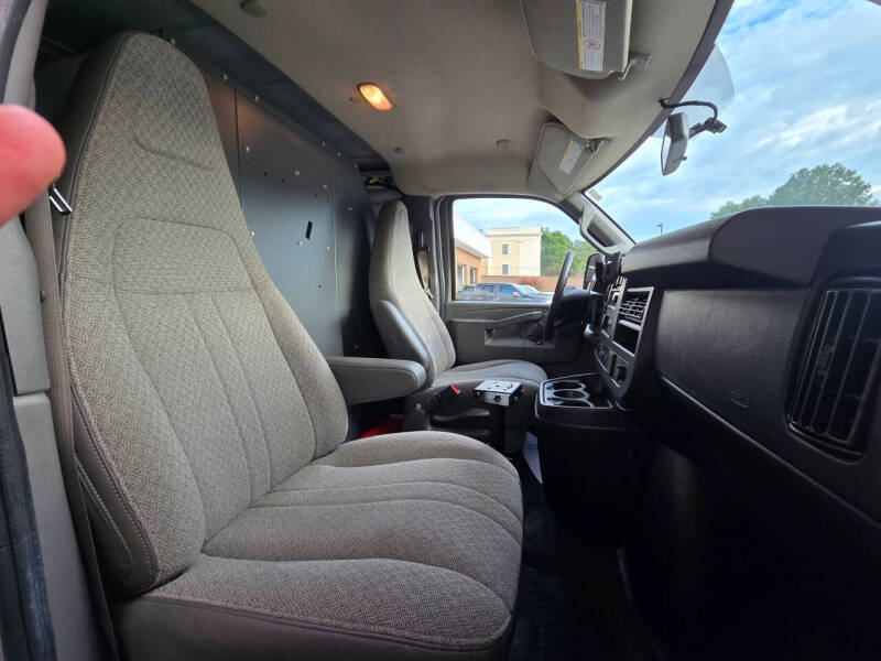 2020 Chevrolet Express 2500