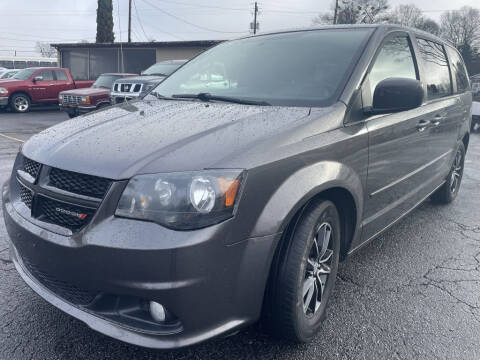 2016 Dodge Grand Caravan for sale at Lewis Page Auto Brokers in Gainesville GA