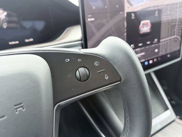 2023 Tesla Model X Standard Range