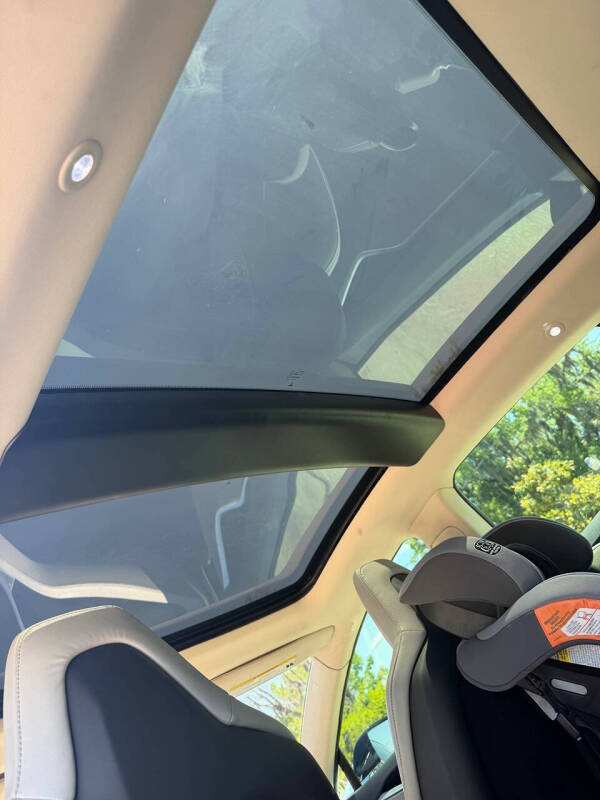 2014 Tesla Model S 85