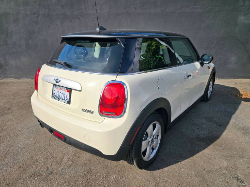 2015 MINI Hardtop 2 Door Cooper