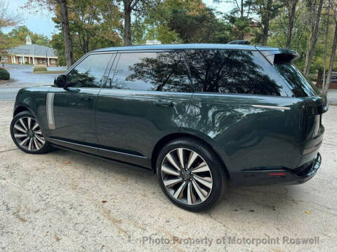 2025 Land Rover Range Rover P615 SV LWB