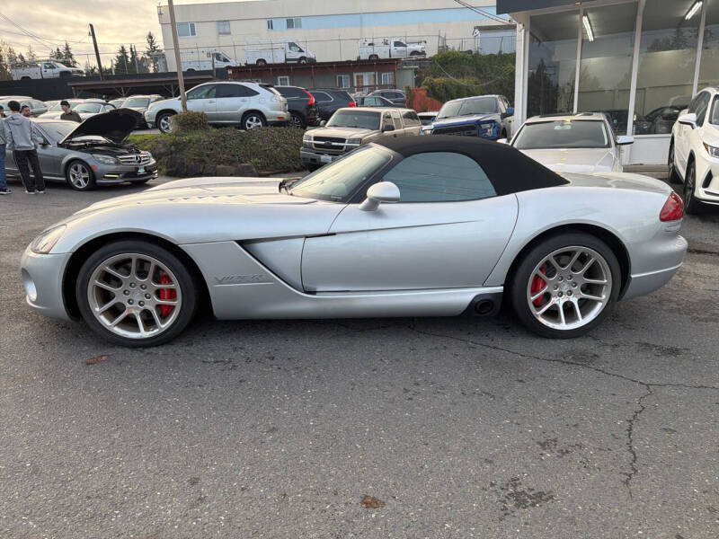 2004 Dodge Viper SRT-10