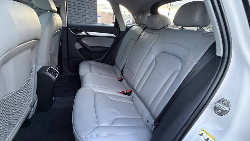 2017 Audi Q3 2.0T Premium