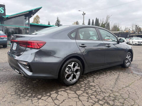 2021 Kia Forte FE