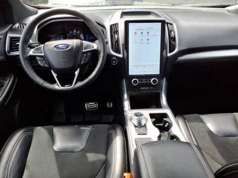 2022 Ford Edge ST