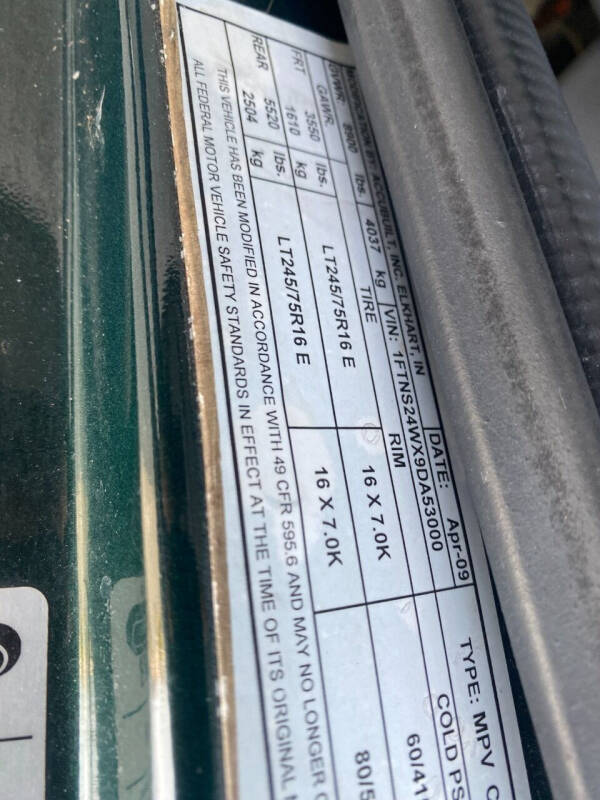 2009 Ford E-Series E-250