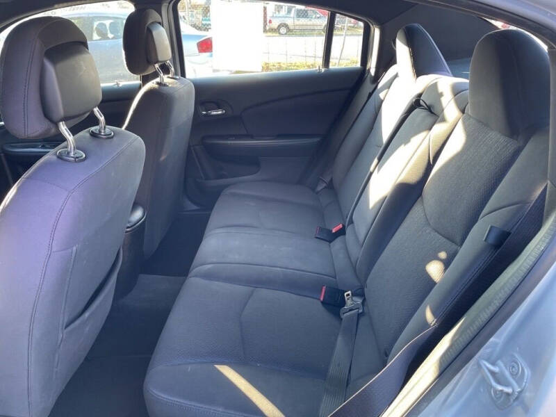 2012 Chrysler 200 Touring