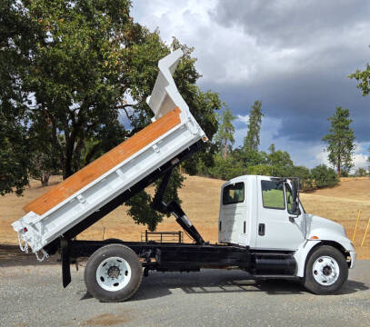 2003 International Dump Truck - NON CDL