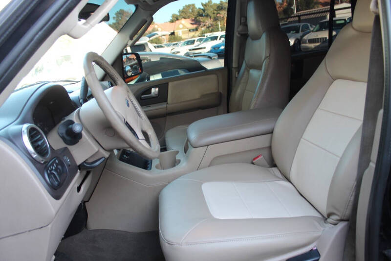2004 Ford Expedition Eddie Bauer