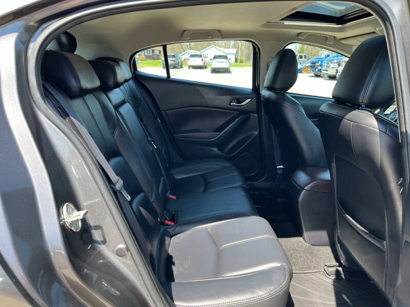 2018 Mazda MAZDA3 Touring
