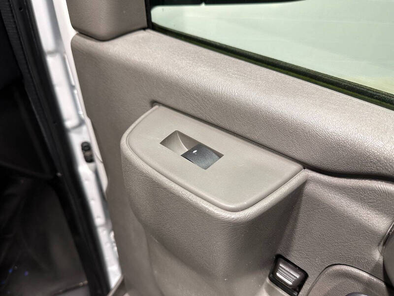 2017 GMC Savana 2500