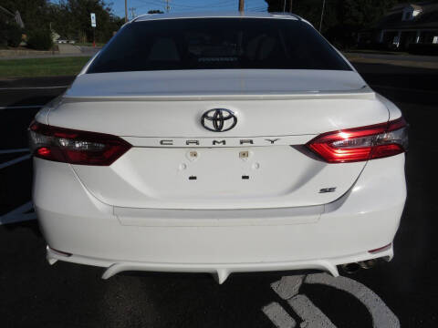 2018 Toyota Camry SE