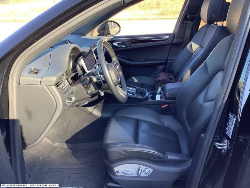2023 Porsche Macan S