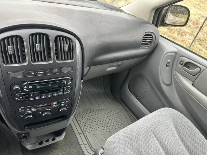 2005 Dodge Grand Caravan SXT