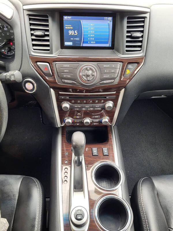 2015 Nissan Pathfinder SL