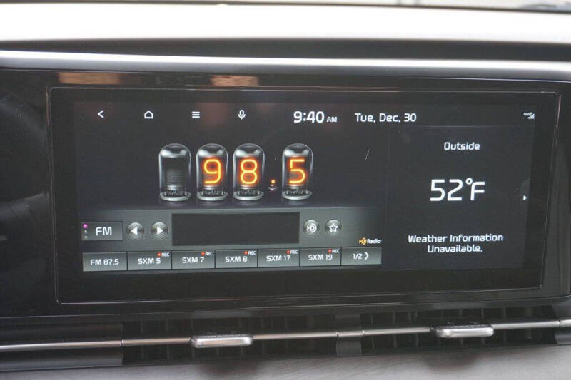 2022 Kia Carnival EX