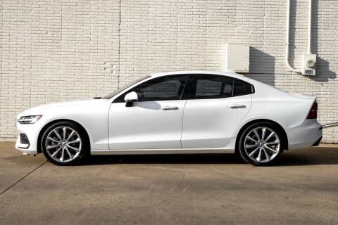 2020 Volvo S60 T5 Momentum