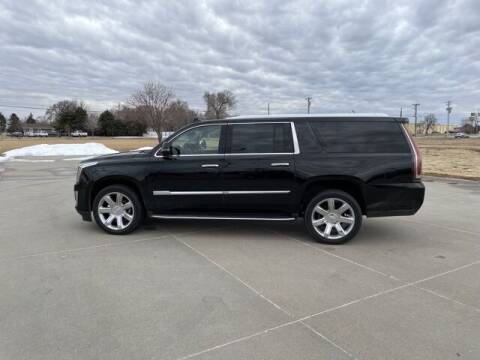 2019 Cadillac Escalade ESV for sale at Midway Auto Outlet in Kearney NE