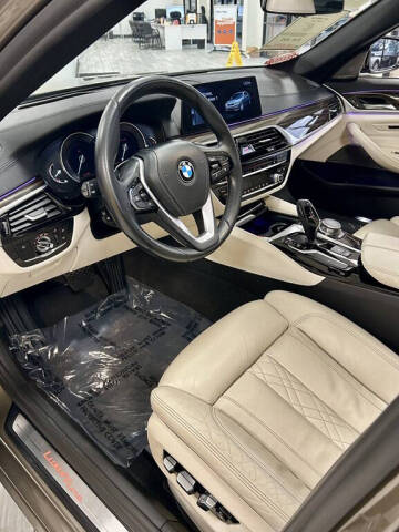2017 BMW 5 Series 540i
