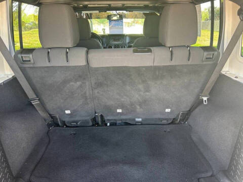 2015 Jeep Wrangler Unlimited Sport