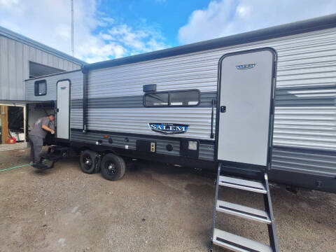 2022 Forest River Salem 32BHDS