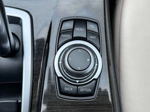 2012 BMW 5 Series 528i xDrive