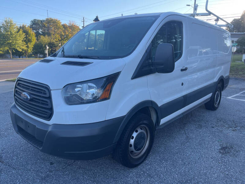 2016 Ford Transit Base photo 2