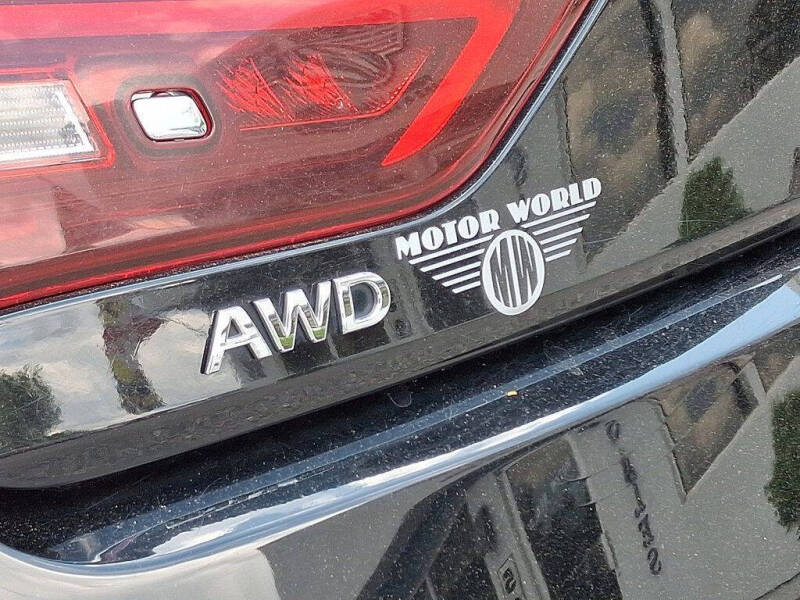 2017 Infiniti Q60 2.0T