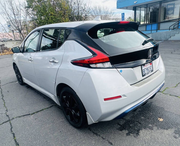 2018 Nissan LEAF S