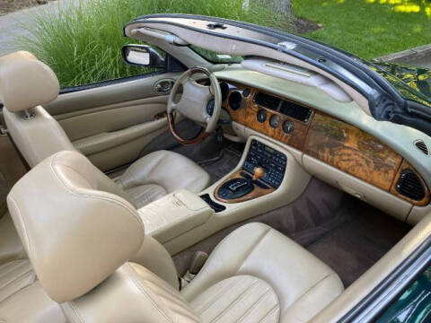 2001 Jaguar XJ8