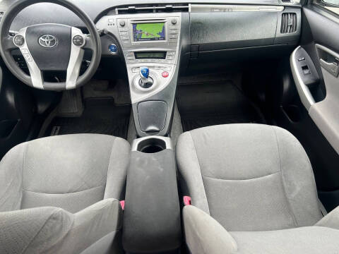 2013 Toyota Prius Plug-in Hybrid