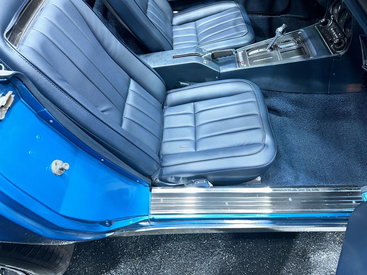 1973 Chevrolet Corvette 28