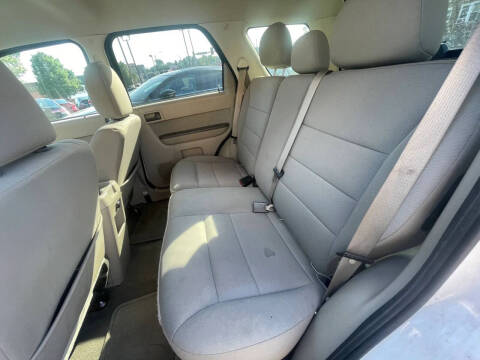 2011 Ford Escape XLT