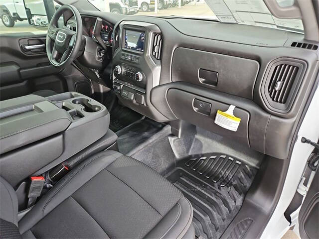 2025 GMC Sierra 3500HD