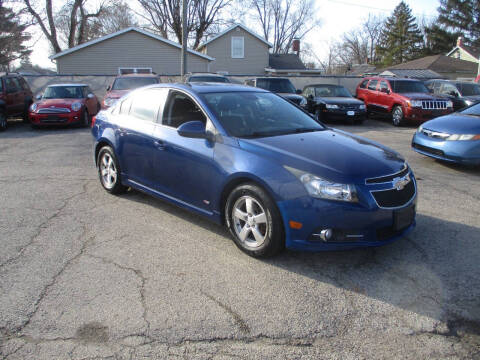 2013 Chevrolet Cruze for sale at RJ Motors in Plano IL
