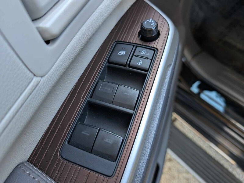 2025 Toyota Sienna LE 8-Passenger